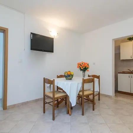 Apartment Matea Lägenhet Uble